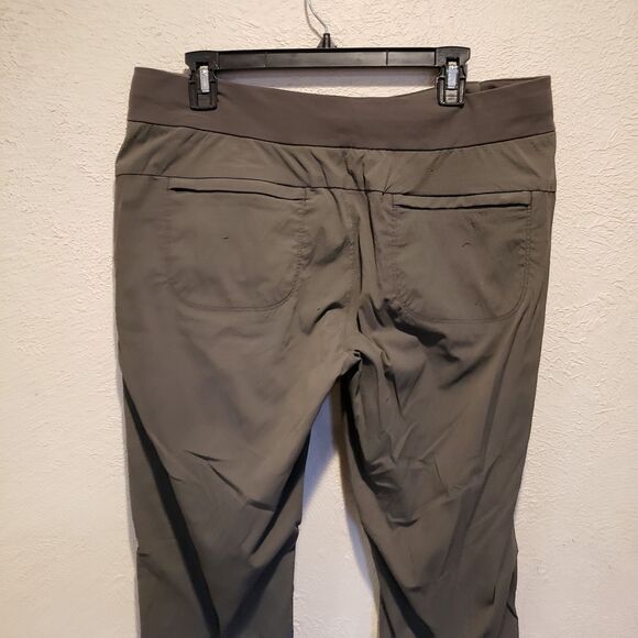 Athleta Trekkie North Jogger Pants Mountain Olive Green Womens Size 14P Hiking - Picture 7 of 10
